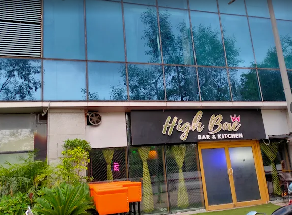 High Bae LARA Bar and Kitchen
