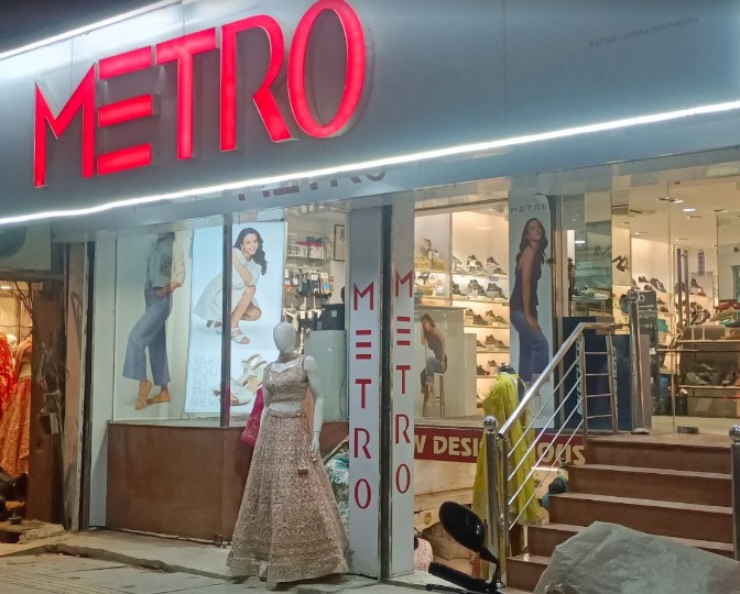 Metro Shoes