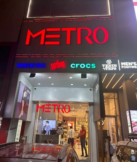 Metro Shoes