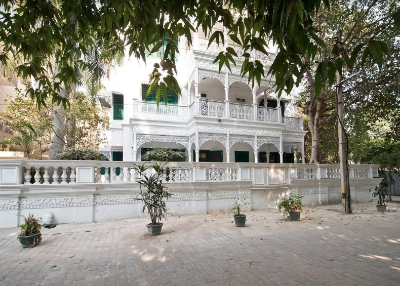 Villa 33 Bed&Breakfast